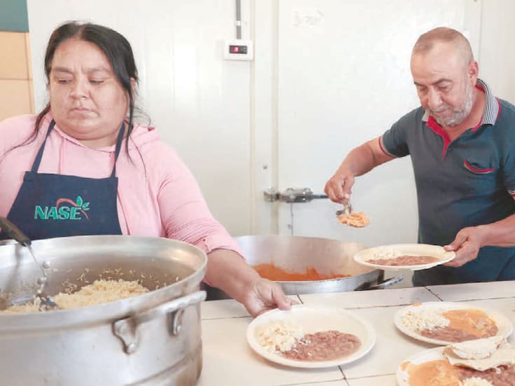 Aumenta llegada de migrantes a la Costa de Hermosillo y llaman a apoyar al comedor “El Migrante”