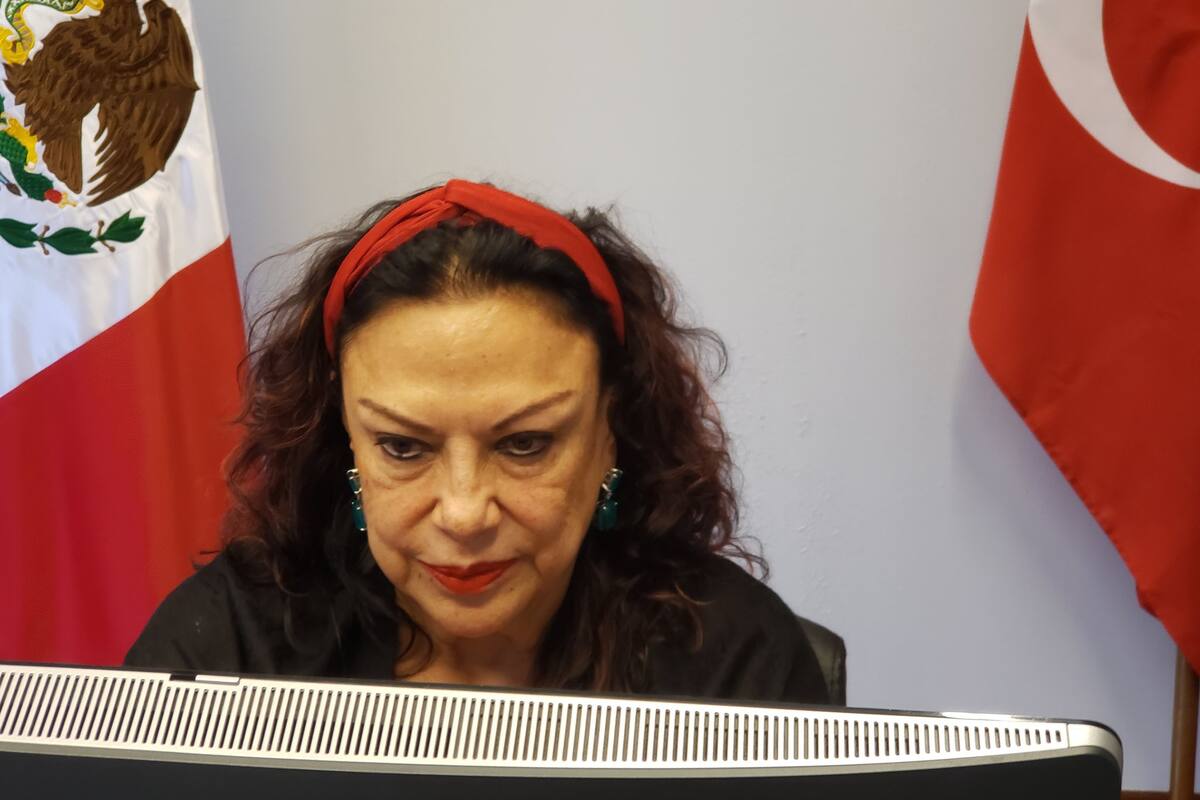 Exhiben audios de Isabel Arvide amenazando a empleados del Consulado mexicano