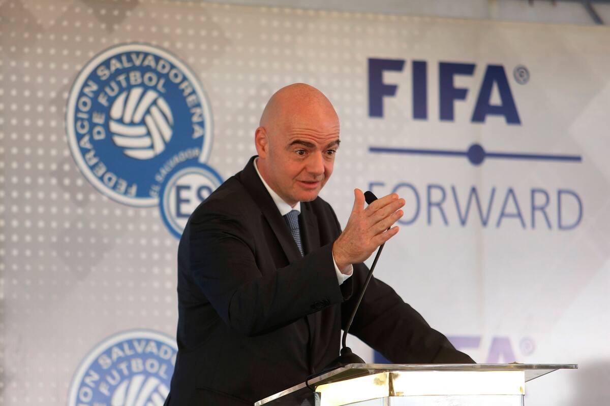 FIFA donará 10 mdd a OMS; animan a futbolistas a colaborar por la causa