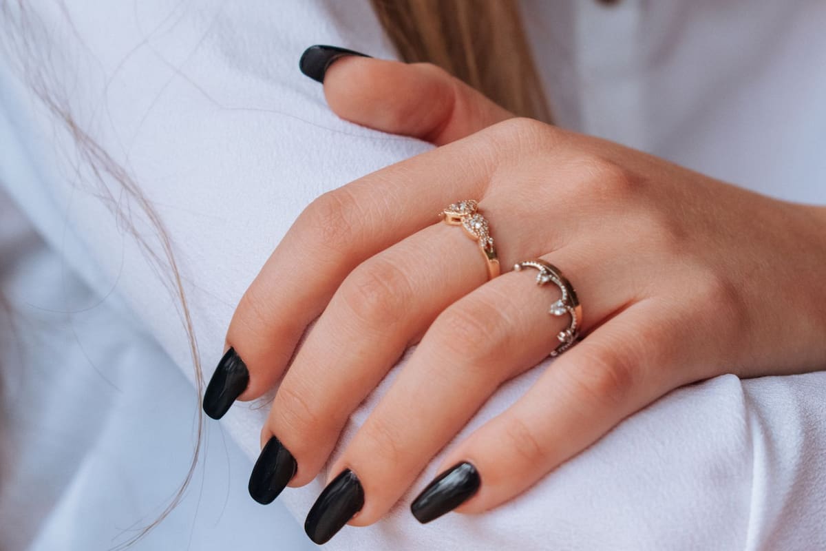 Colores de uñas que nunca pasan de moda: 5 opciones que siempre funcionan