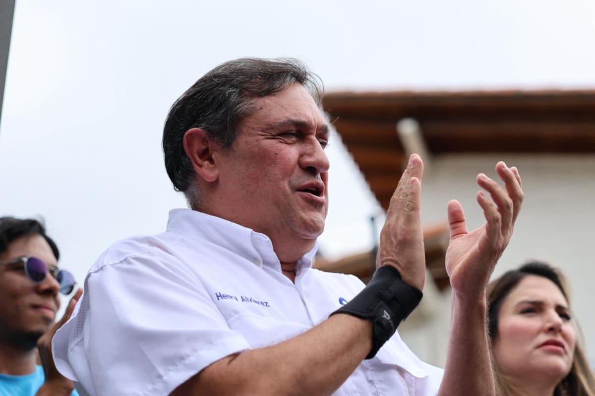 En la imagen Henry Alviárez. Opositores reabren sede de Vente Venezuela en Caracas y llaman a protestas pacíficas tras meses de cierre. | Foto: Vente Venezuela