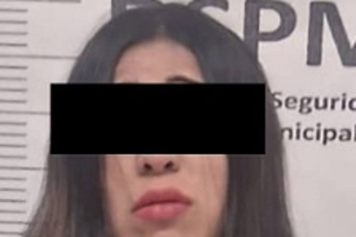 Mujer es detenida con cuchillo en la colonia Santo Niño