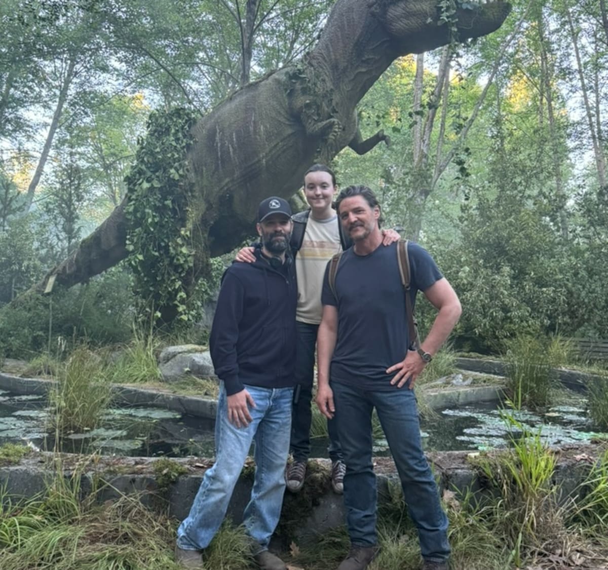 Neil Druckmann junto a Pedro Pascal y Bella Ramsey / Instagram @druckmann