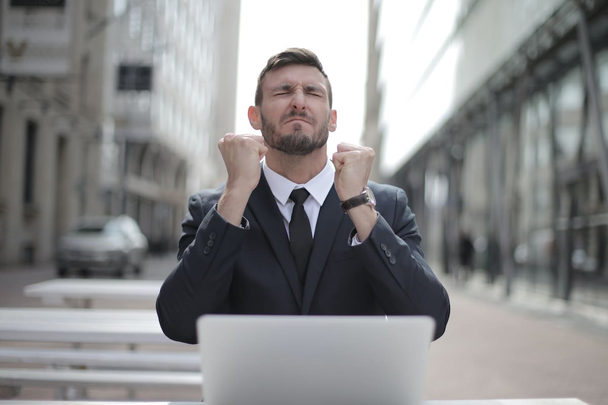 El verdadero éxito: La riqueza de dar y compartir, según experto en finanzas