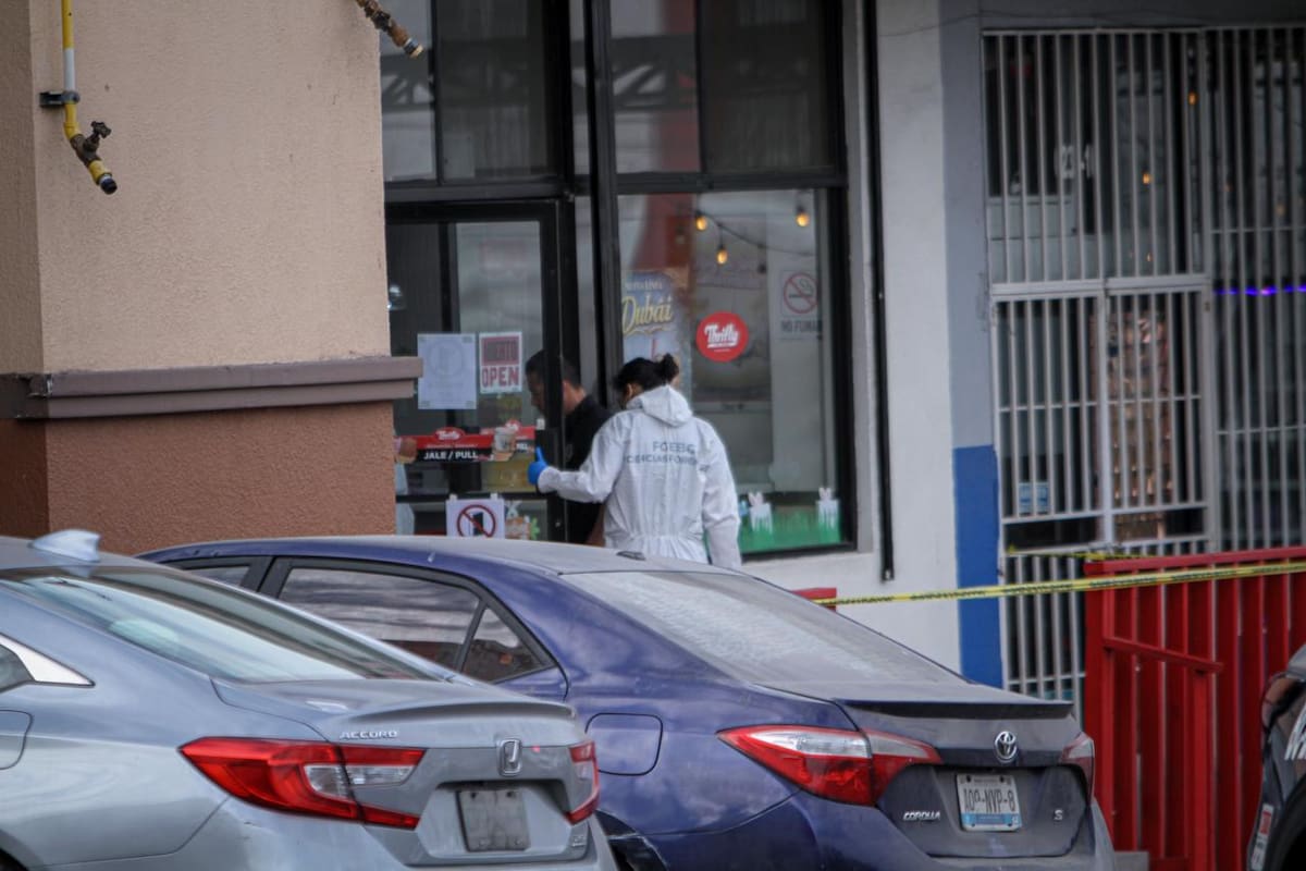 Un hombre fue asesinado a balazos dentro de una nevería en Jardines de Agua Caliente; el agresor huyó en motocicleta tras el ataque ocurrido la tarde del viernes 3 de abril. Foto: Border Zoom