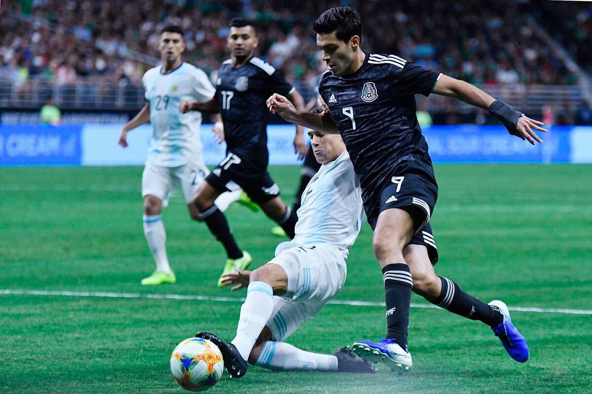 ¡Goliza! Argentina quita a México invicto con "el Tata"