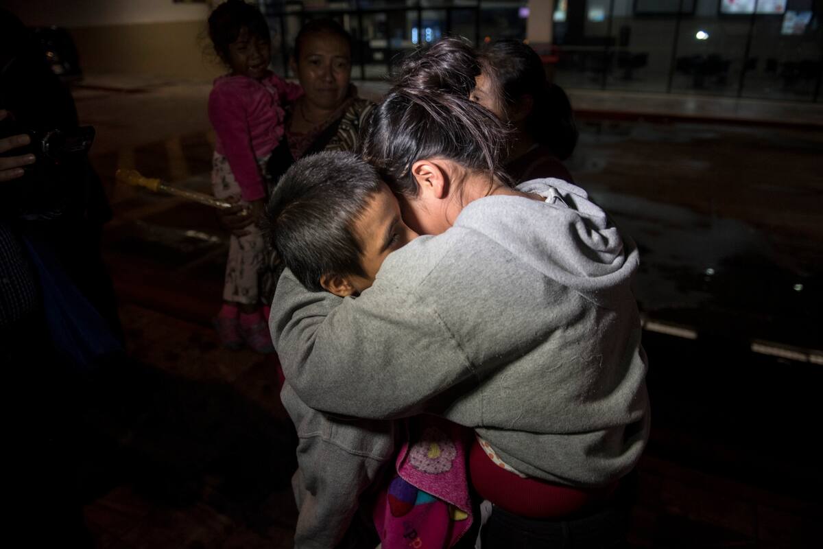 Niños migrantes no necesitan jabón o cepillo de dientes: EU