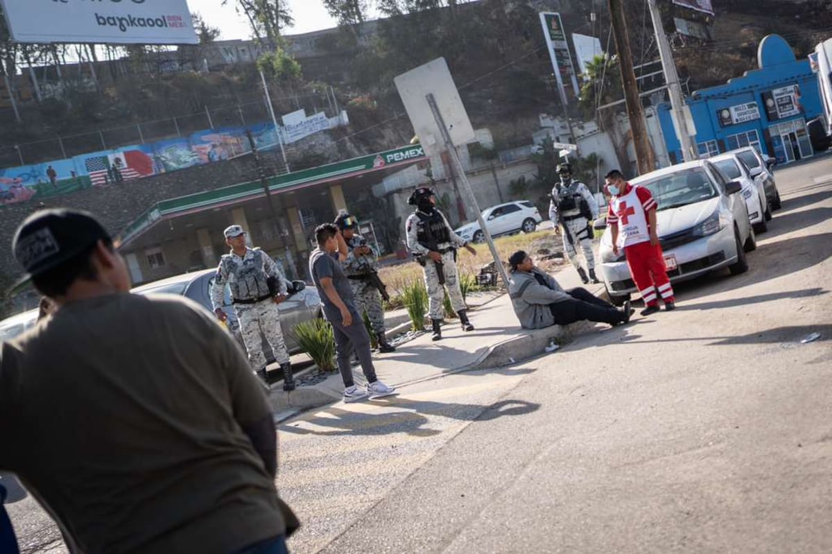 Automóvil presuntamente invadió del motociclista. Fotos: Border Zoom