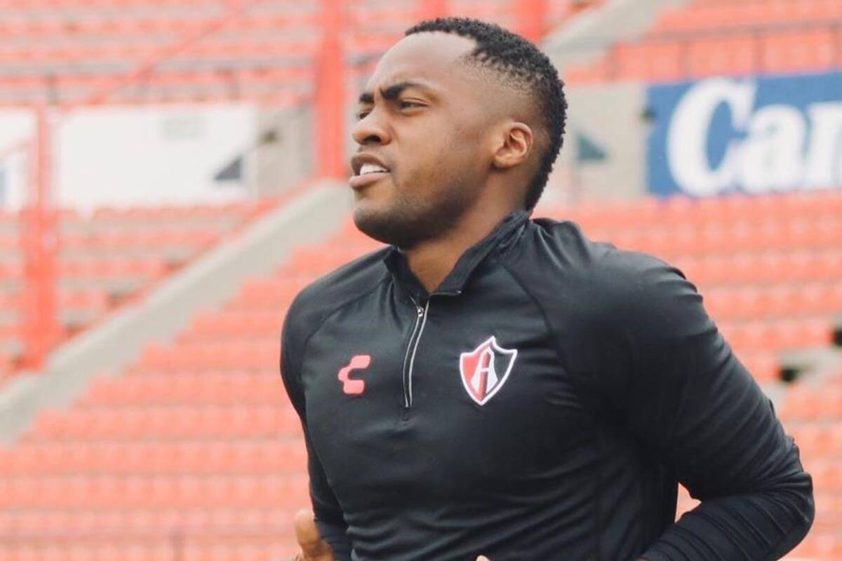 Renato Ibarra regresa a la Liga MX al debutar con el Atlas