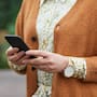 El negocio de la fe digital y el bienestar emocional: La industria del “Spiritual Tech” alcanzará un valor de 1.1 billones de dólares para el año 2030 impulsada por los teléfonos inteligentes