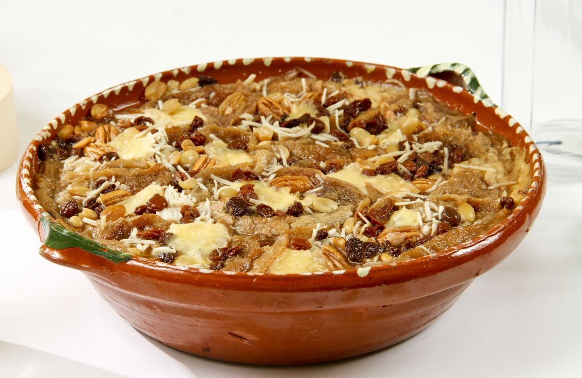 Capirotada casera para Cuaresma 2026: receta paso a paso con ingredientes económicos | Foto: ArchivoGH