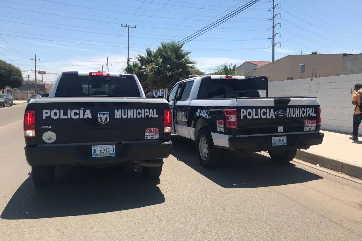 Suspenden a tres policías de Rosarito involucrados en abuso hacia menor de edad