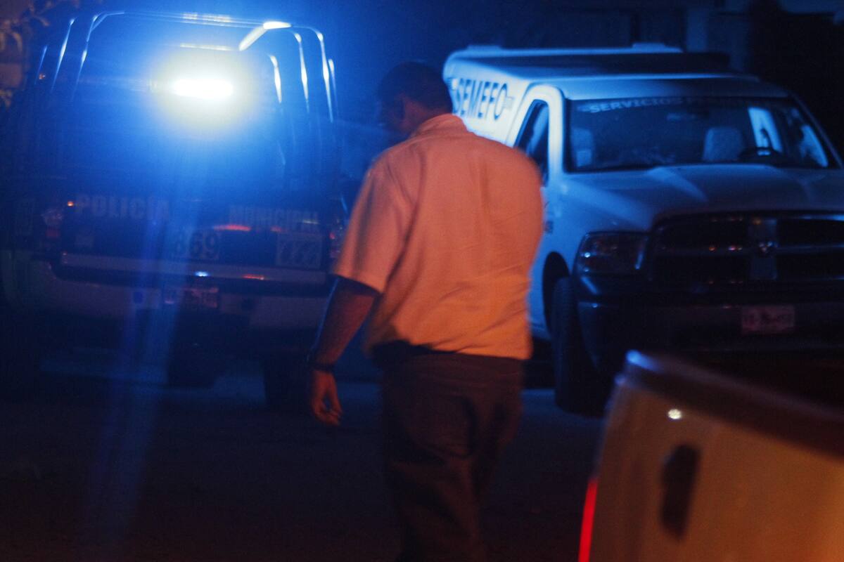 Localizan cuerpo 'encobijado' y con mensaje en Empalme