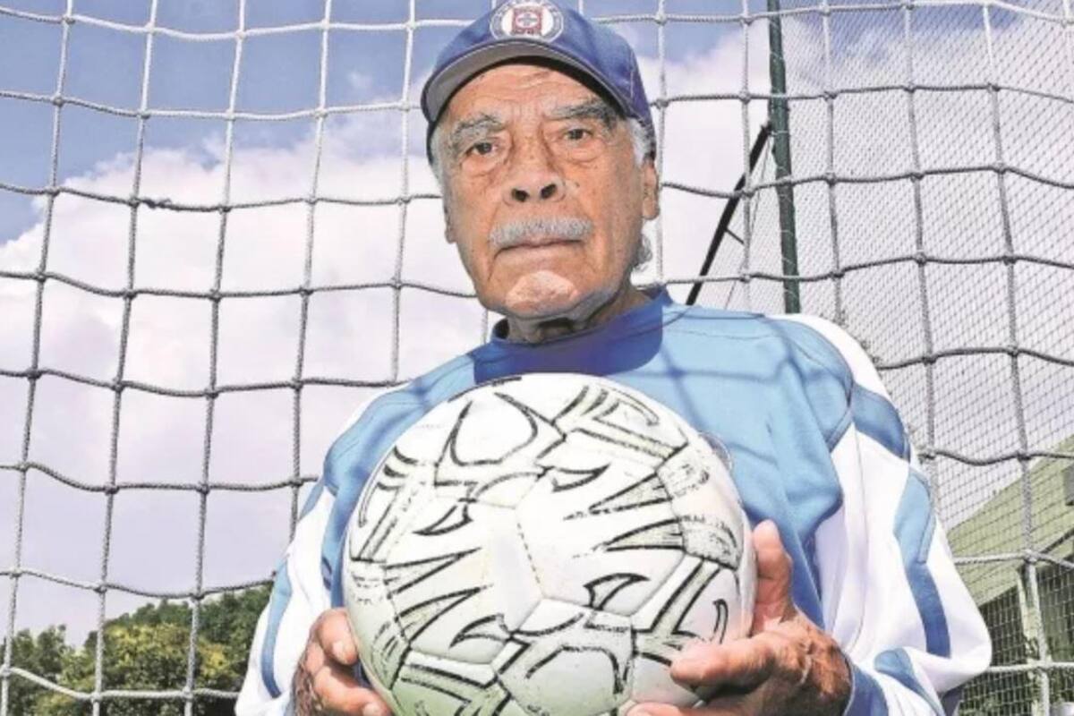 Fallece Don 'Nacho' Trelles a sus 103 años; leyenda del banquillo tricolor y Cruz Azul
