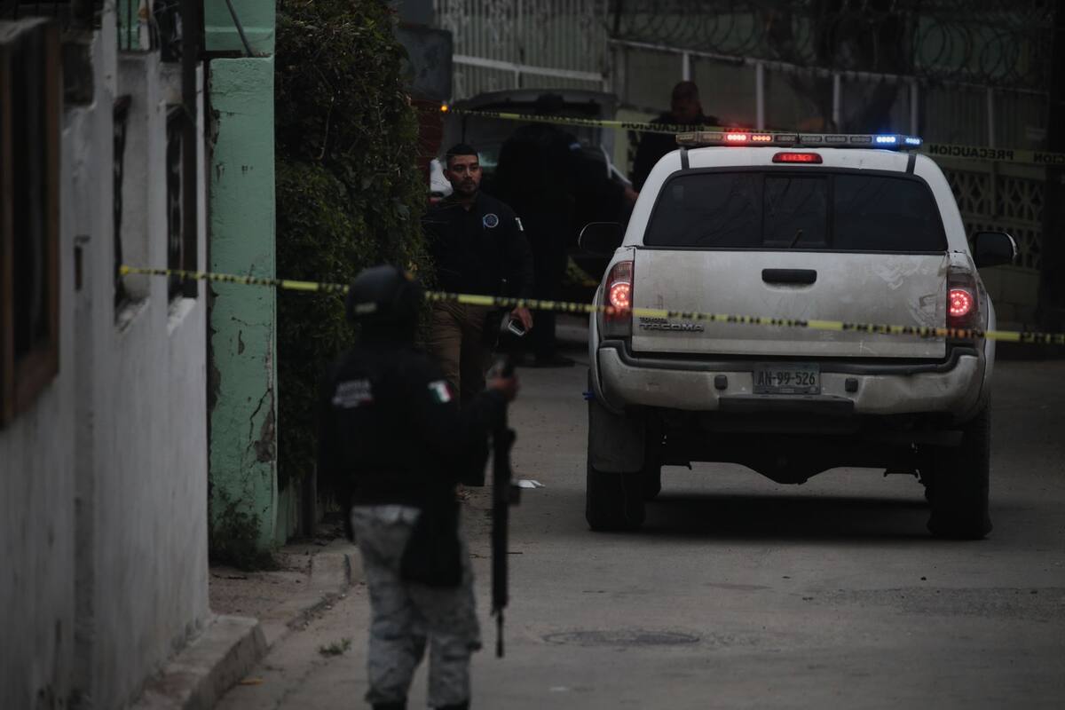 Policiaca Tijuana: Dejan restos humanos en maletas