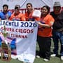 Invita colombiano a personas con discapacidad visual a ser parte de su equipo