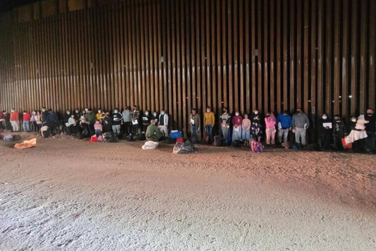 Caen 119 migrantes en una sola noche en Nogales