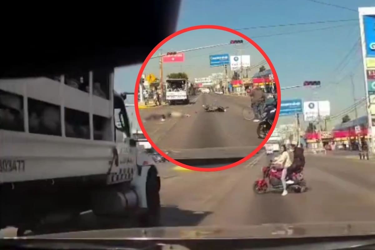Moto es embestida por camión de la Guardia Nacional en carril del Mexibús: un muerto y una lesionada en Ecatepec