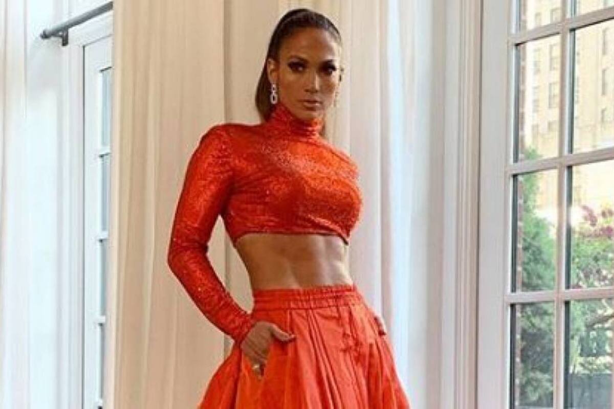 Cinco momentos que JLo nos recordó lo bueno de tener abdominales marcadas