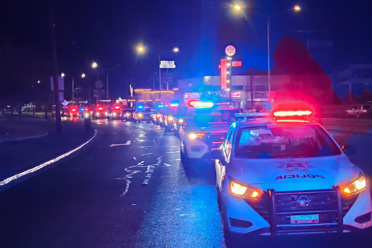 Retiran 8 carros y aplican 41 multas durante operativo contra carreras clandestinas