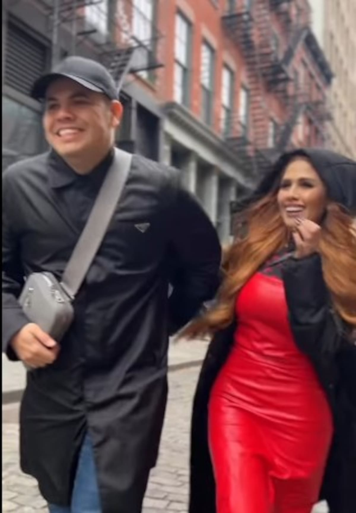 Ernesto Barajas y su esposa, Alexis Sillas / Instagram @ ebasjr2