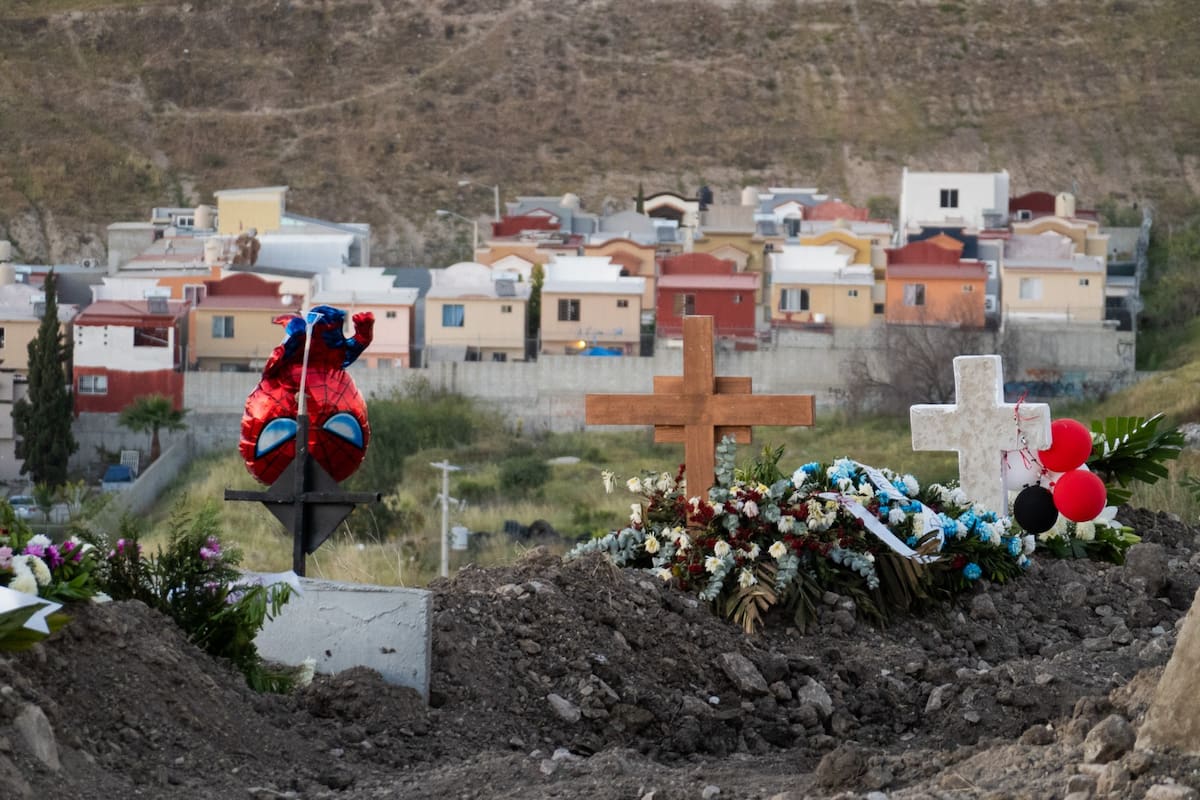 Vecinos de Santa Fe manifestaron su rechazo al panteón municipal número 15, lo que llevó al Ayuntamiento de Tijuana a detener el proyecto. Foto: Border Zoom