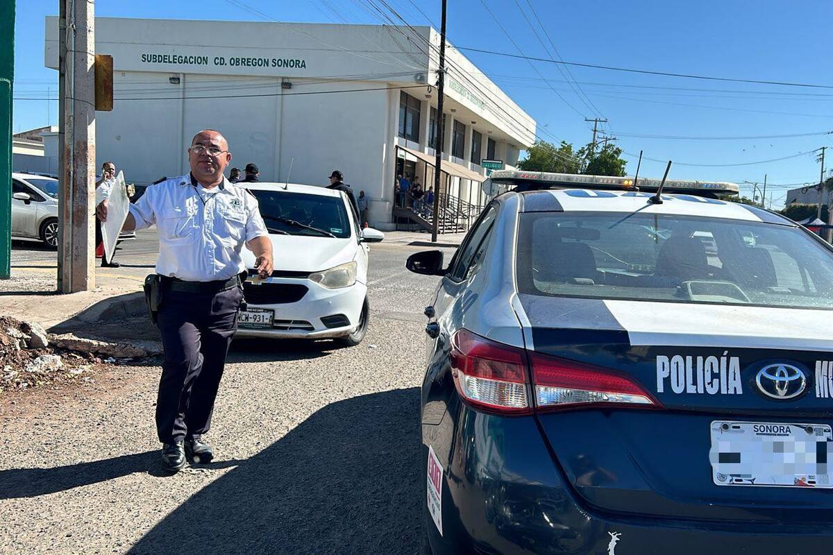 Agrede Cajemense a Policía que dirigía el tráfico