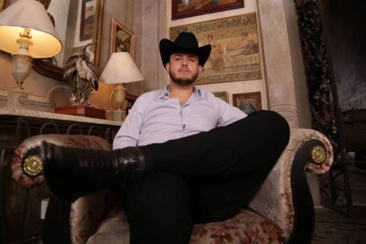 Edén Muñoz, vocalista de Calibre 50, quiere ser "El Gran Pastelero"