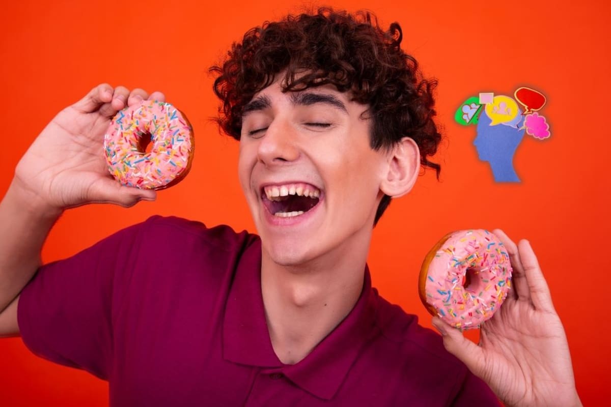 La psicología dice que las personas que suelen hacen reír a todos, muchas veces aprendieron a usar el humor como un “mecanismo de defensa” para sobrevivir emocionalmente a situaciones dolorosas