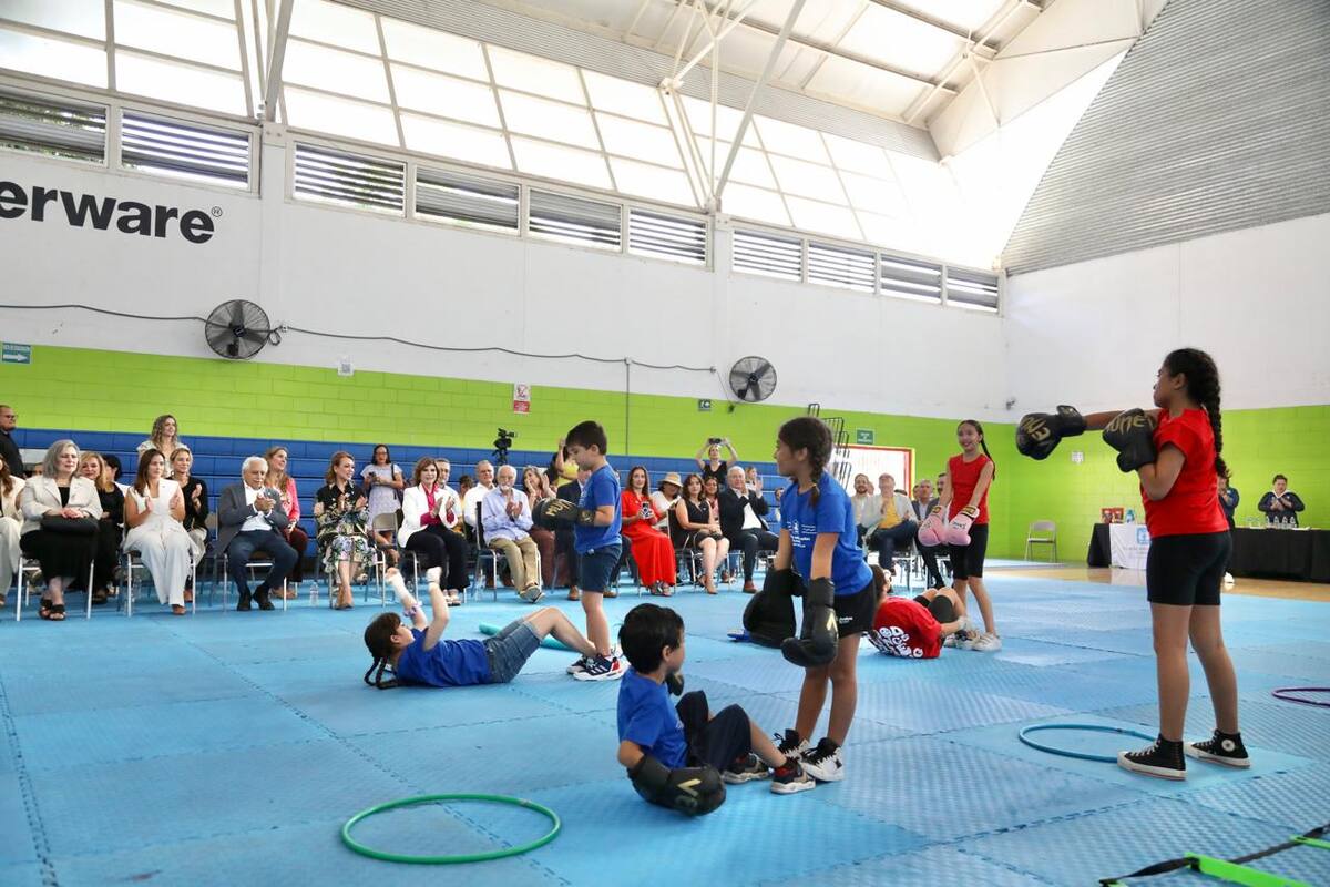 Renueva Club de Niños y Niñas mesa directiva