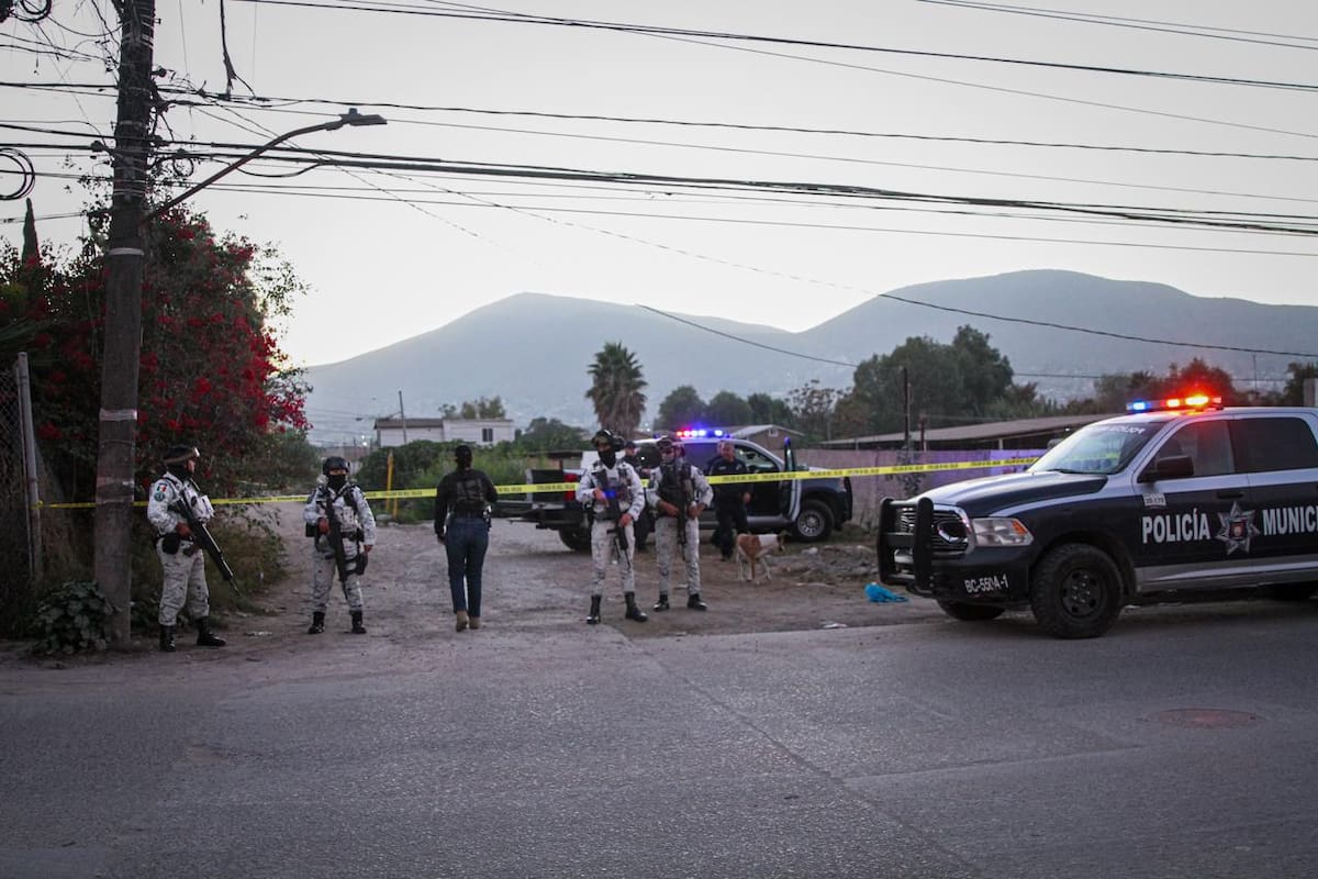 se trataba del cuerpo de una mujer envuelta en una cobija y presentaba huellas de violencia. Foto: Border Zoom