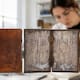 Hallaron un cuaderno medieval de 700 años que aún es legible tras sobrevivir intacto en una letrina alemana junto a fragmentos de seda usados como papel higiénico y arqueólogos ya aplican escaneos de alta resolución para revelar los secretos que la clase alta escribió en latín