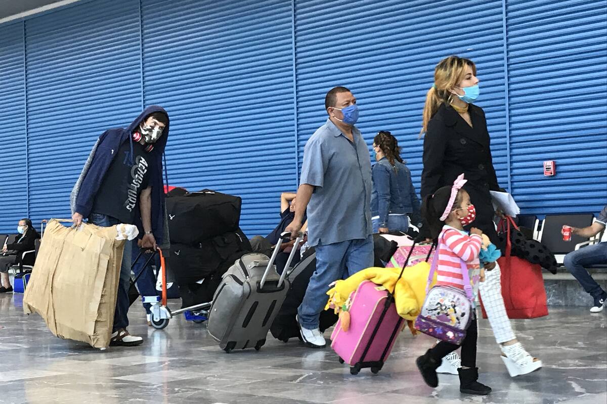 Aeropuerto de Tijuana no bajará la guardia ante nueva variante Ómicron