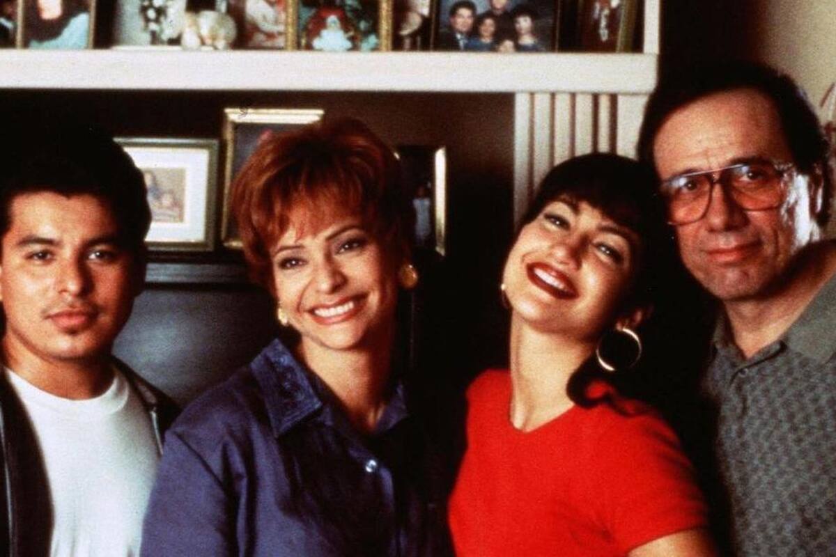 Así se veía Jennifer López como Selena, la reina del tex-mex