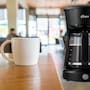 Mercado Libre rebaja la cafetera Oster de 12 tazas a $359.10 pesos, una opción con filtro lavable y envío gratis que prepara el café en menos de cinco minutos según usuarios