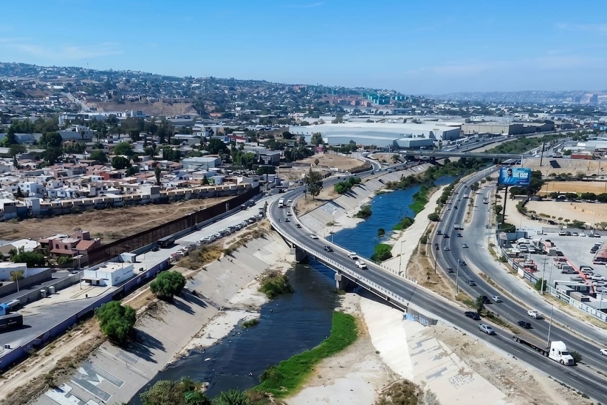 Conagua retirará 600 mil metros cúbicos de azolve de la canalización del Río Tijuana