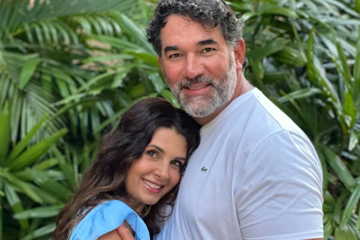 Eduardo Santamarina presume el regalo por parte de Mayrin Villanueva por sus 12 años de matrimonio