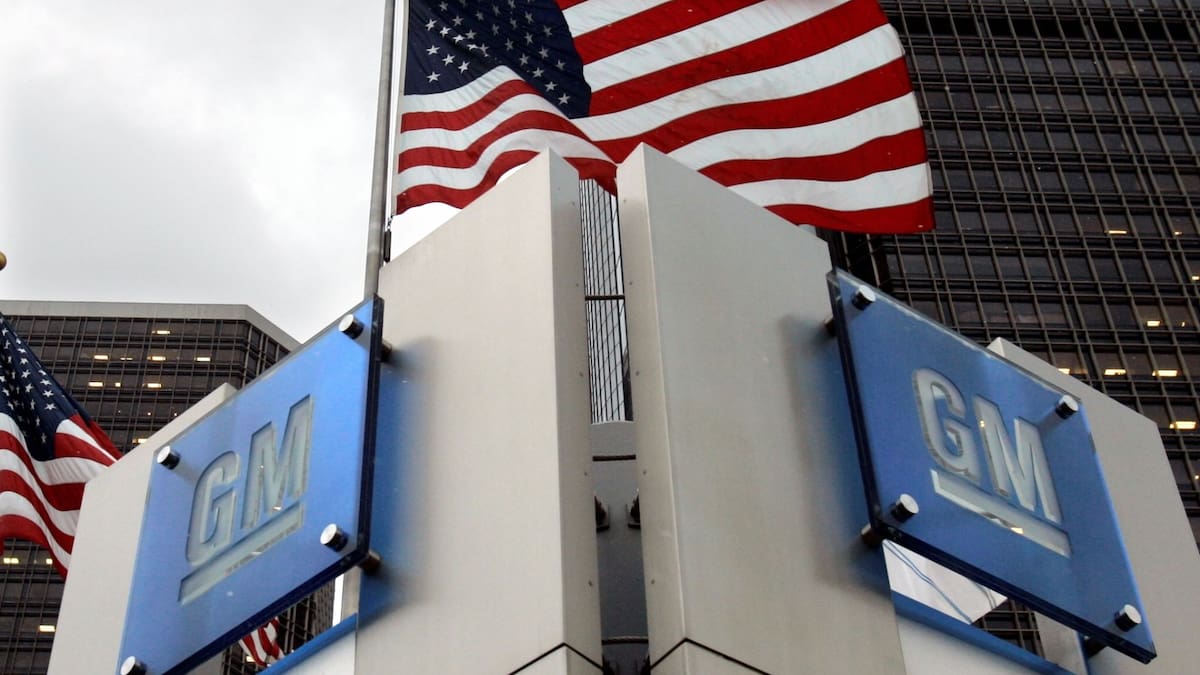General Motors elimina 600 puestos tecnológicos para priorizar la Inteligencia Artificial y expertos de Silicon Valley, medida que pone en alerta a sus centros de ingeniería y complejos de manufactura en México