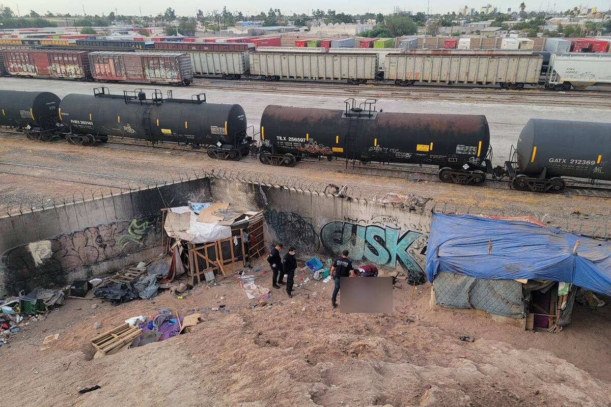 Hombre muere por golpe de calor cerca de los patios del ferrocarril