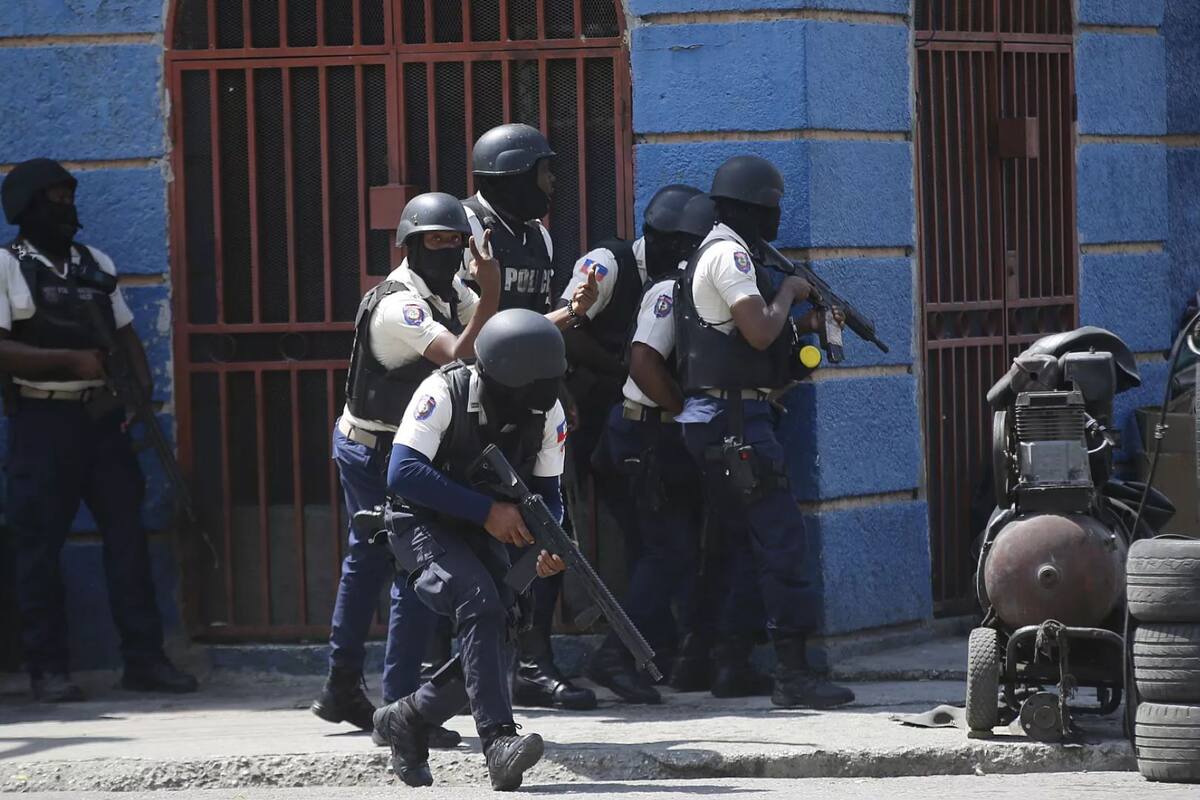 Intensos combates invaden el centro de la capital de Haití