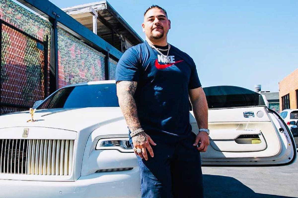 Andy Ruiz se inspira en "Canelo" y personaliza su Rolls Royce en un modelo lujoso