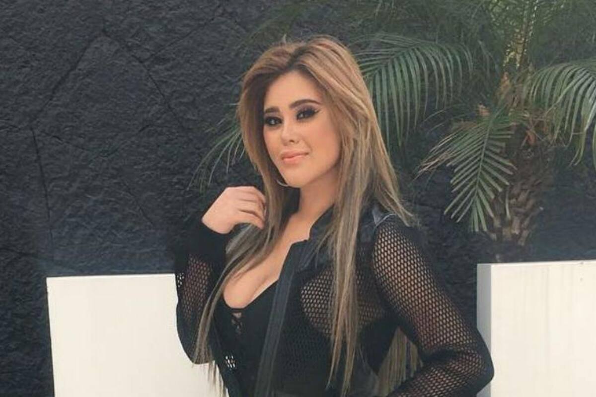 Gomita presume rostro natural y la "acribillan" en redes