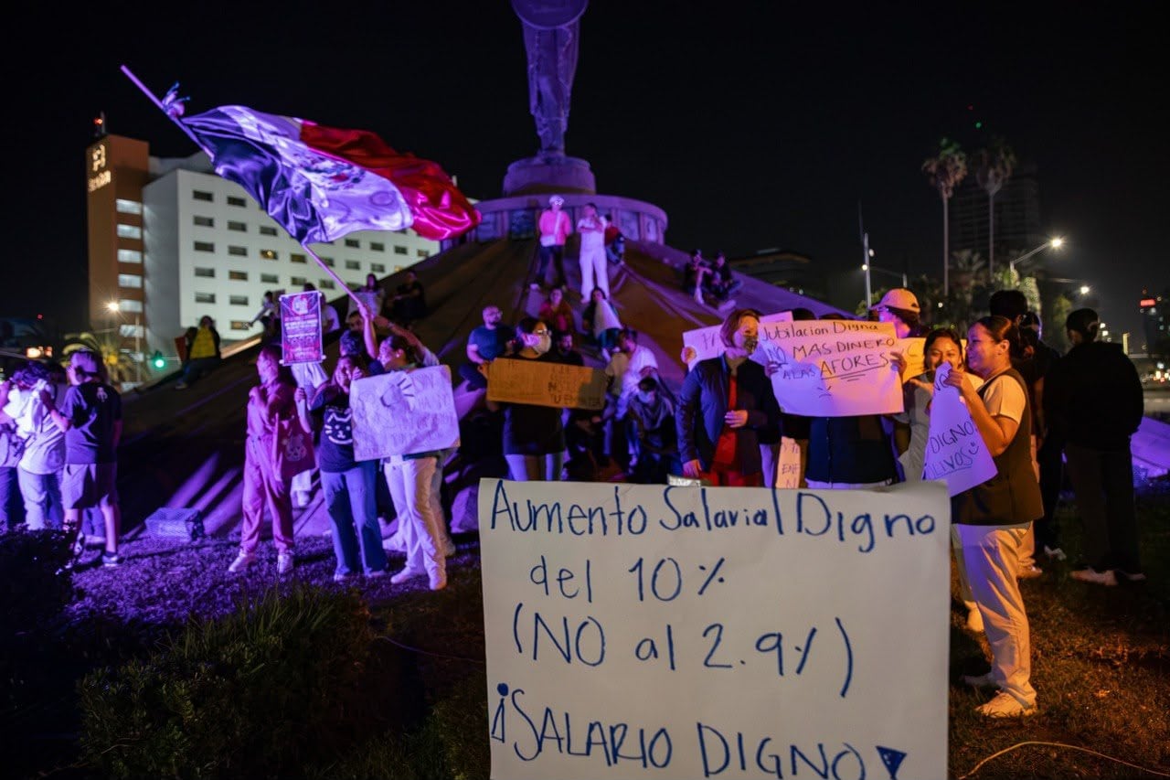 Los protestantes señalaron que entre las carencias se encuentran medicamentos, camillas, sábanas, oxímetros, gasas, cánulas y alcohol. Foto: Cortesía / Border Zoom