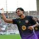 Barcelona golea al Betis y suma nueve triunfos seguidos