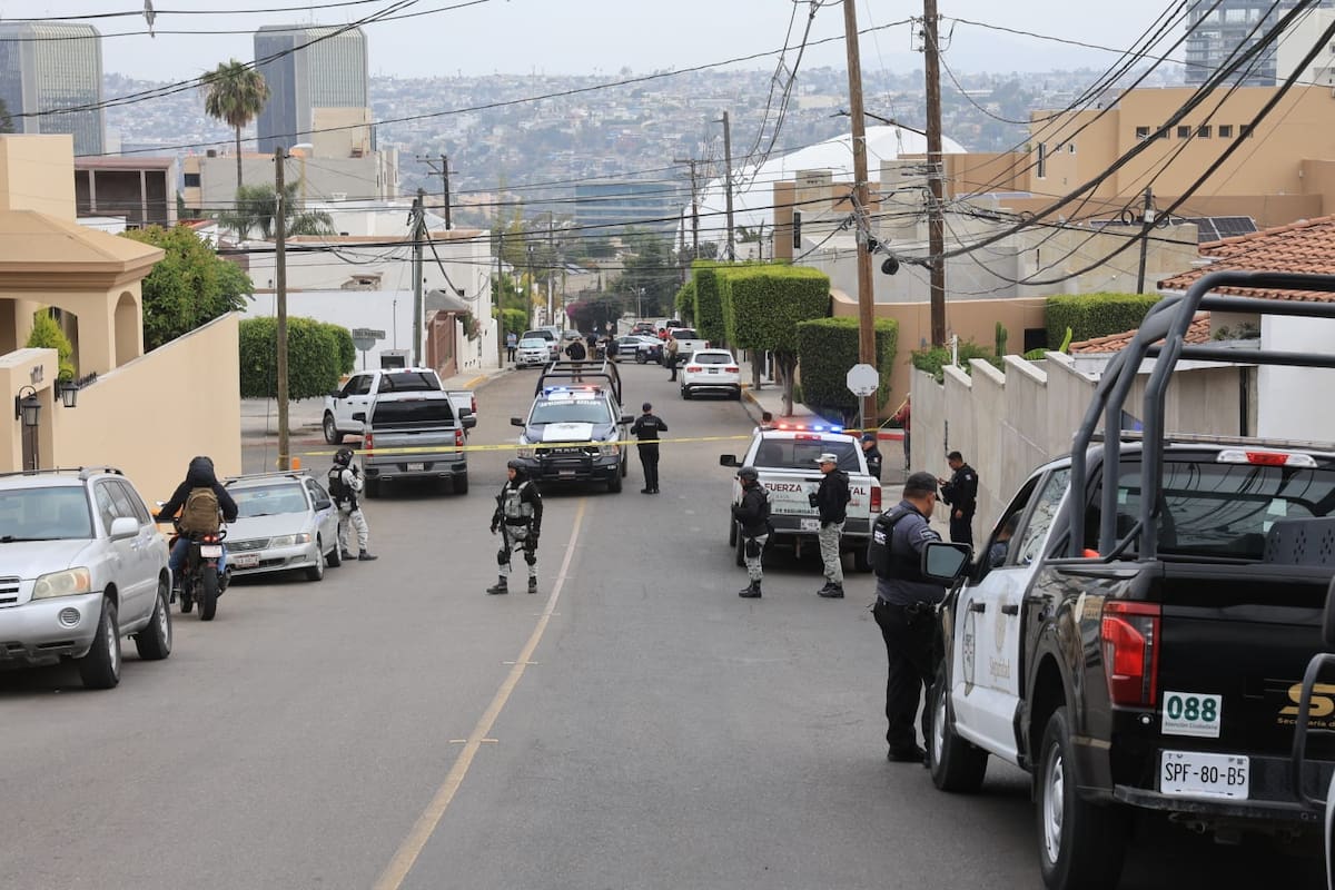 El ofendido únicamente presentó lesiones menores y fue atendido por el personal de la Cruz Roja. Foto: Sergio Ortiz