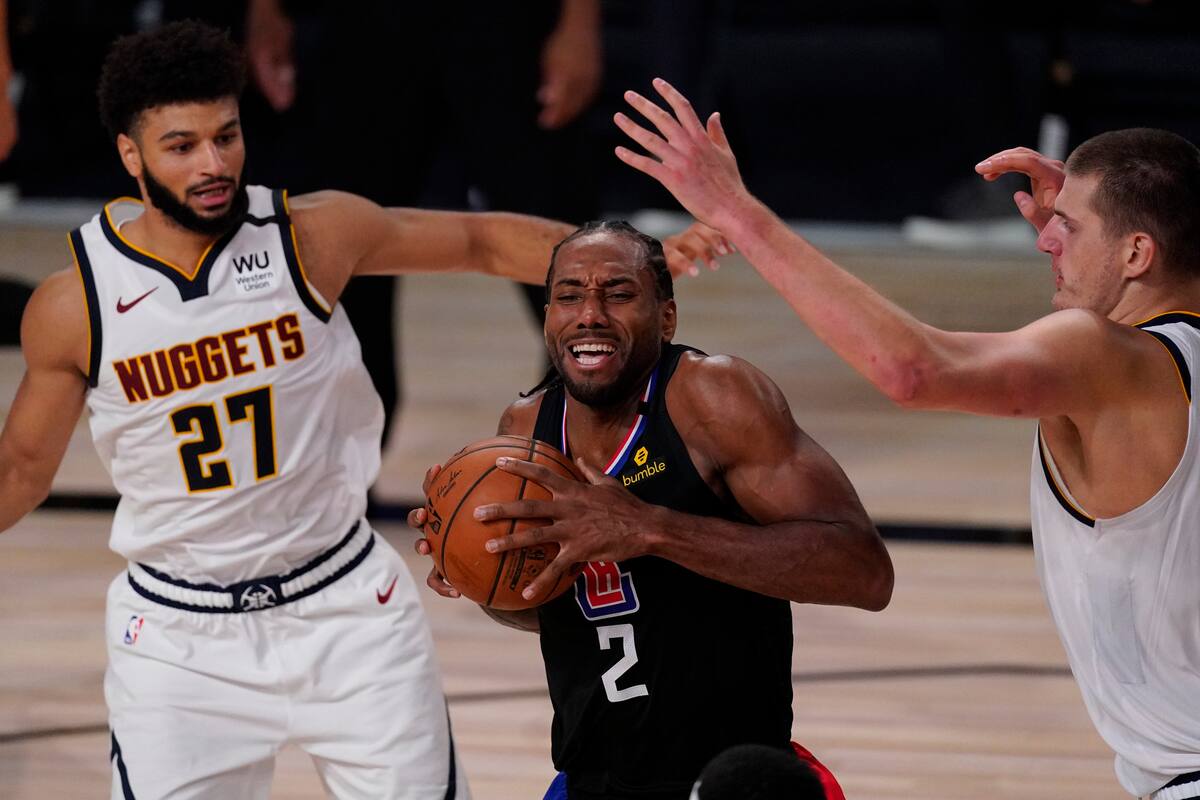 ¿Por cuánto tiempo estará fuera Kawhi Leonard con los LA Clippers debido a su lesión?