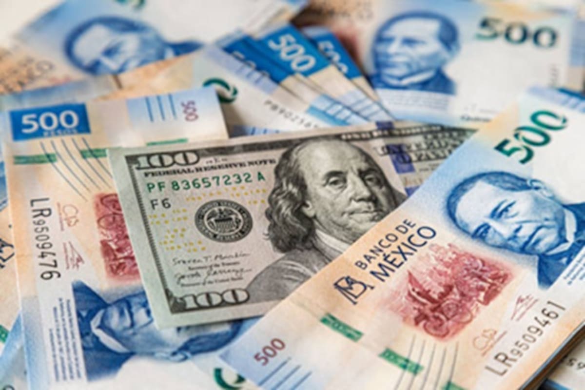 Sigue cayendo el precio de la venta del dólar