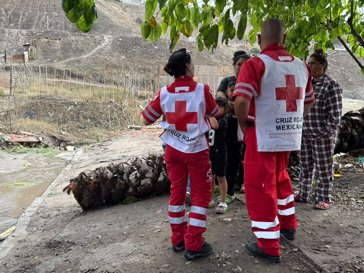 Cruz Roja identificó zonas con riesgo de inundaciones, crecida de arroyos, deslaves y cierres carreteros en los siete municipios de Baja California, por lo que activó durante el fin de semana un operativo estatal. Foto: Cortesía