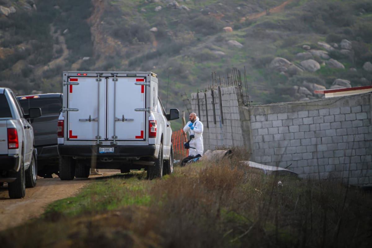 Estaba atada y envuelta en cobijas.Foto: BorderZoom