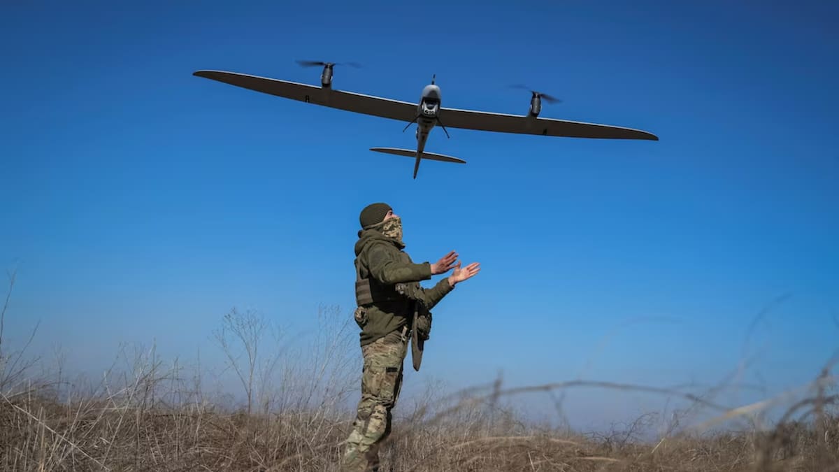 Fuerzas Armadas de Suecia confirmaron que el dron neutralizado a 13 kilómetros del portaaviones francés Charles de Gaulle en Malmö procedía de un buque ruso de inteligencia y realizó un vuelo no autorizado en aguas del estrecho de Oresund